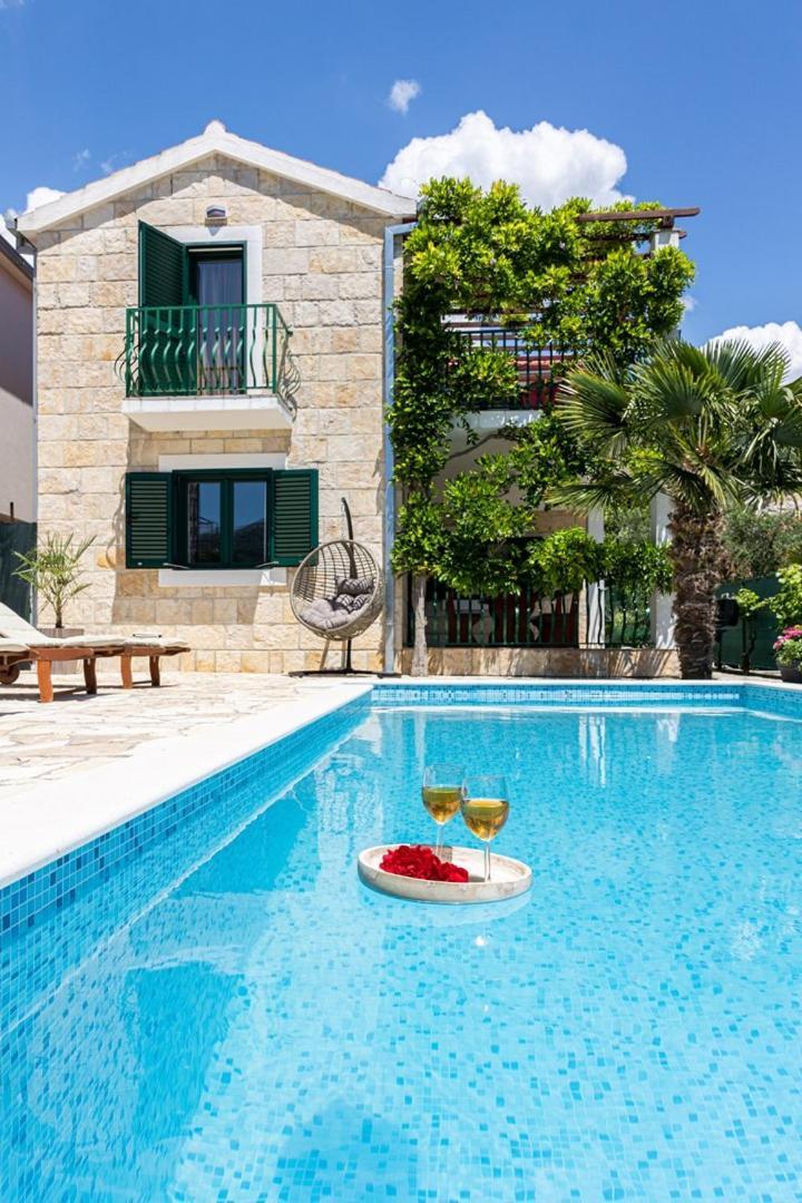 Villa Josip Near Omis , Private Pool Eksteriør billede
